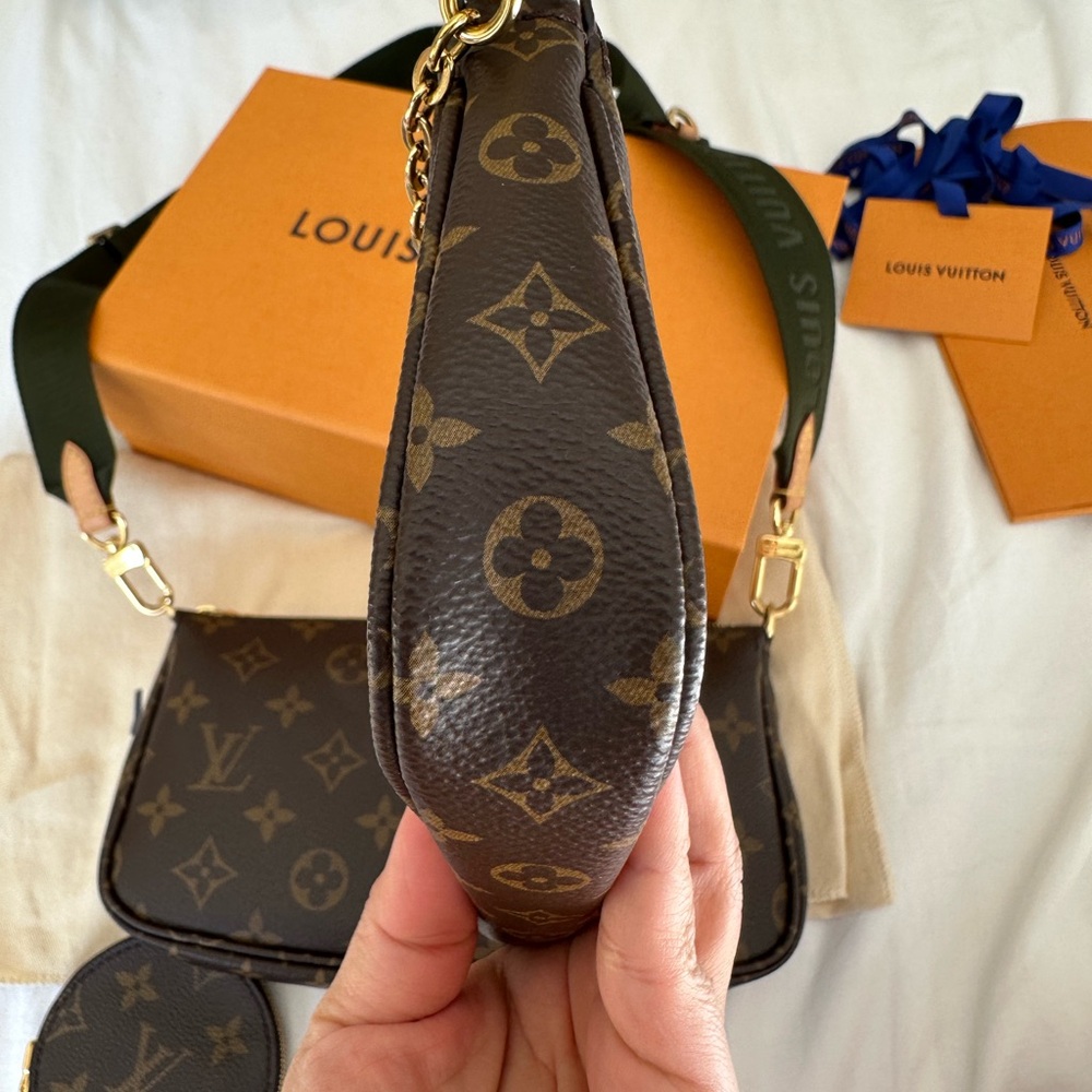 Louis Vuitton Monogram Multi-Pochette Crossbody Bag with Green Strap - Picture 12 of 16